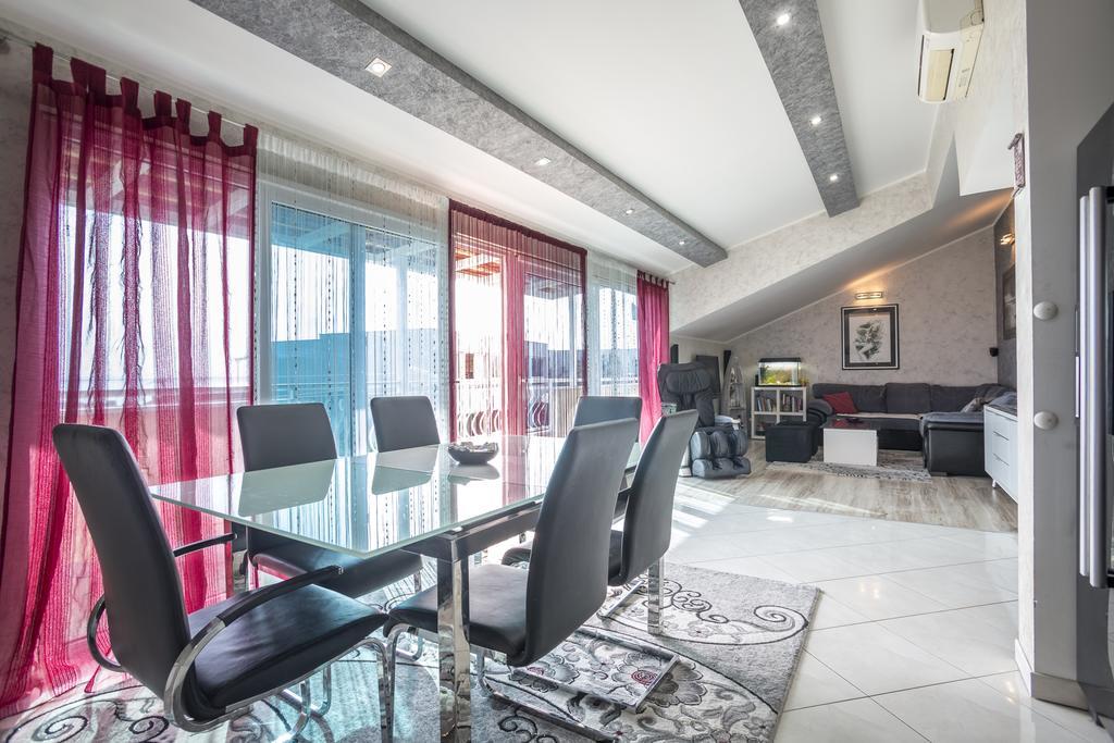 Apartment Alduk Split Exteriör bild